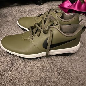NIKE GOLF SHOES